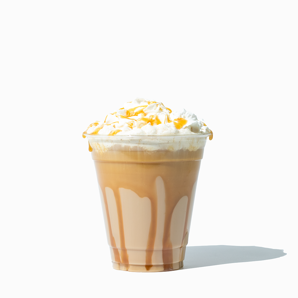 12 14 oz clear drink cup in use